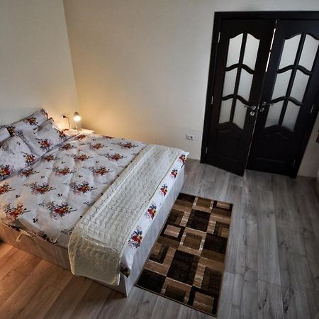 Flori'S Apartment ブラショフ エクステリア 写真